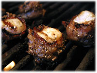grilled scallops wrapped in bacon